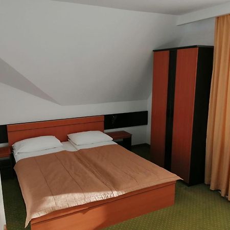 Pensiunea Colina Poiana Brasov Extérieur photo