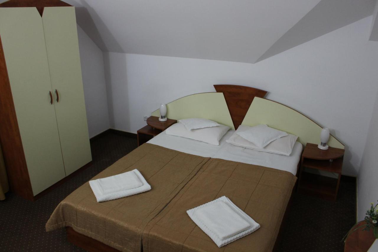Pensiunea Colina Poiana Brasov Extérieur photo