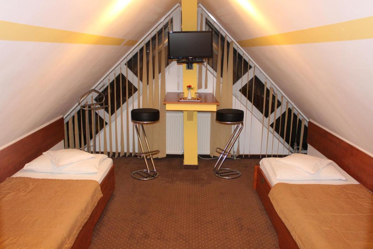 Pensiunea Colina Poiana Brasov Extérieur photo